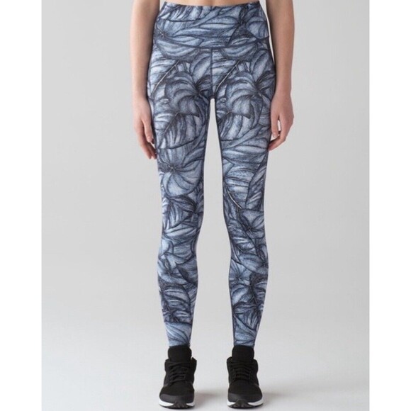 Lululemon Size 6 Wunder Under Hi-Rise Leggings Nulux Print EUC - Picture 1 of 7
